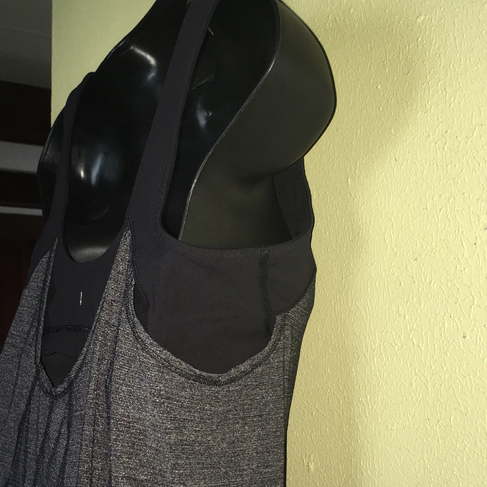 LULULEMON athetica Top size S. - Picture 7 of 8